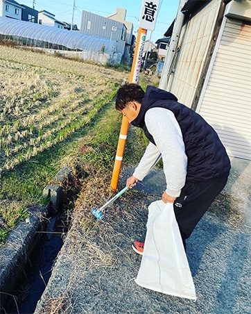 ゴミ拾い